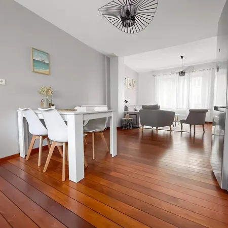 Grande Maison Familiale A Deux Pas De La 펜션